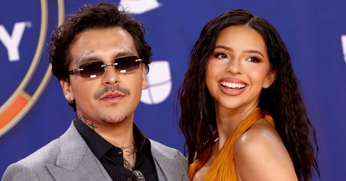 Ángela Aguilar ha causado revuelo al lucir un impresionante anillo de diamantes, censado como regalo de Christian Nodal por su aniversario.