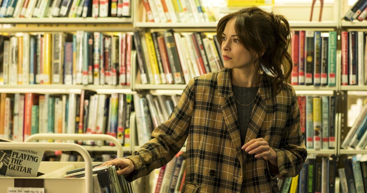 Kristin Kreuk regresa a México a través de Universal+ con la serie Murder in a Small Town, un intrigante drama policiaco.