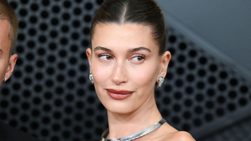 Una reciente imagen de Hailey Bieber ha encendido los rumores sobre su posible embarazo con Justin Bieber. ¿Un segundo bebé en camino?