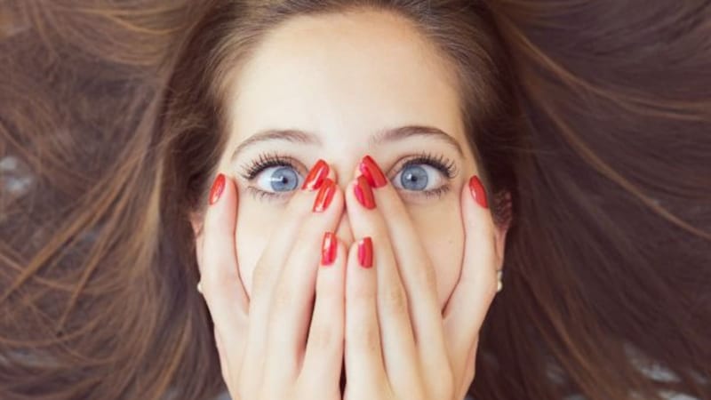 Celebra el amor con los diseños de uñas más originales y románticos para este San Valentín y destaca en la celebración.