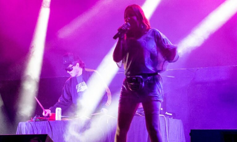 maria-daniela-y-su-sonido-lazzer-cafe-iguana