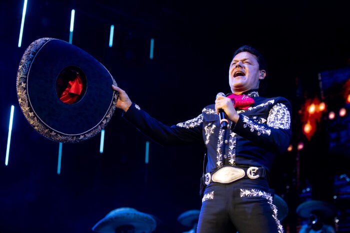 Pedro fernandez en monterrey