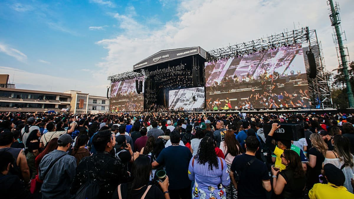 El festival Vive Latino 2026 se llenó de energía con actuaciones inolvidables de artistas como Rigoberta Bandini y Paulina Rubio.