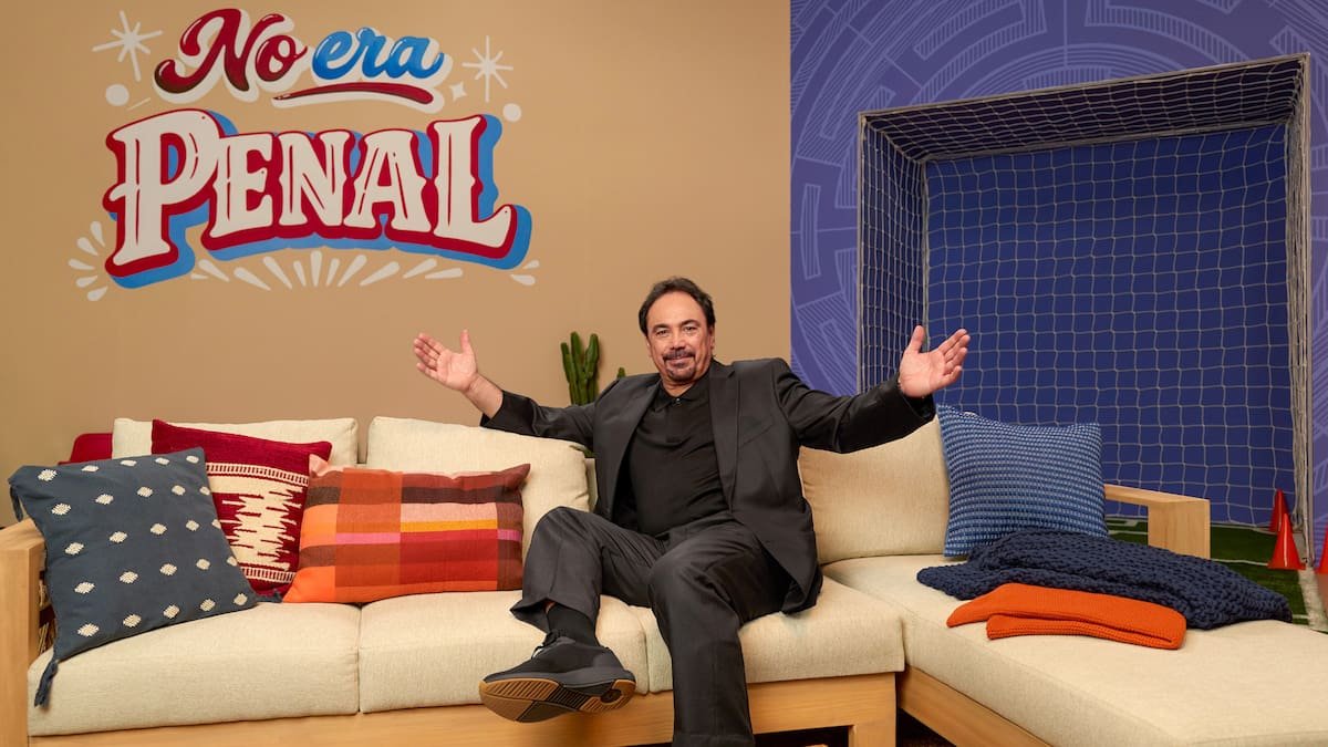 Vive una noche única en el Estadio Ciudad de México, donde Hugo Sánchez será tu guía en esta experiencia inolvidable.